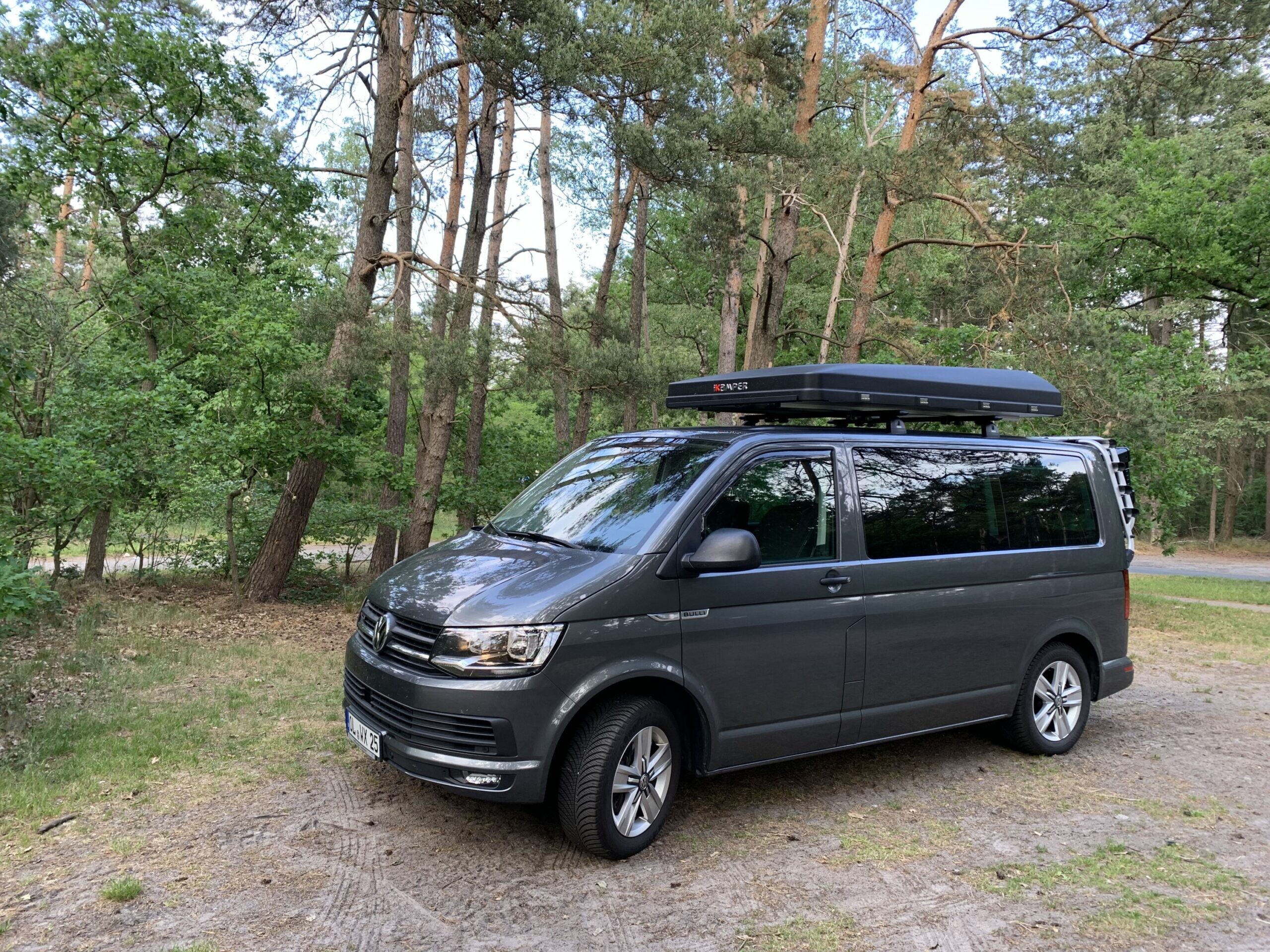 B6C483DF-90A0-4AD1-B4F5-D22BFB2BA40D