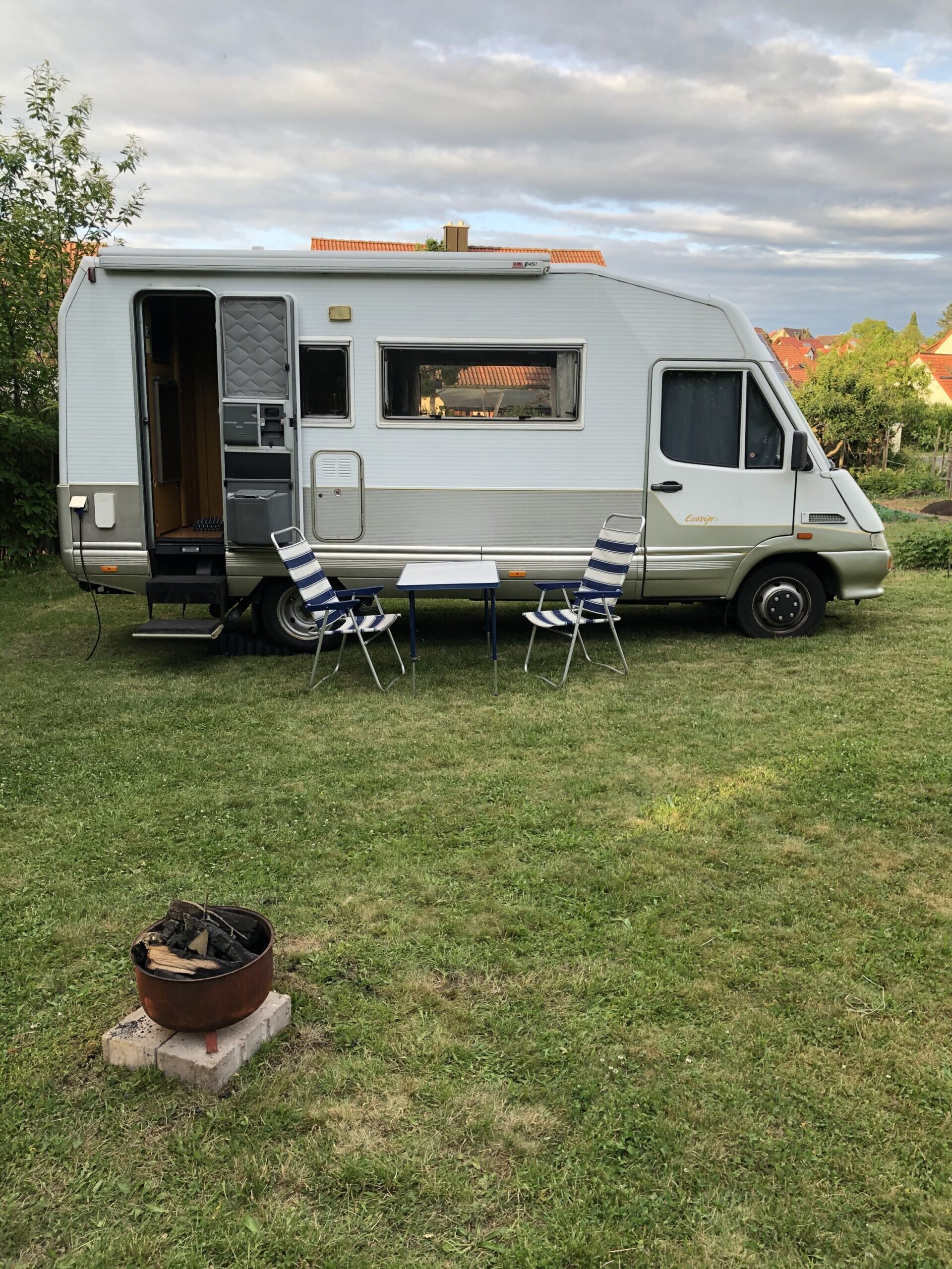 075C1DA4-CC68-45EB-B8B3-98C3A53BE2DD