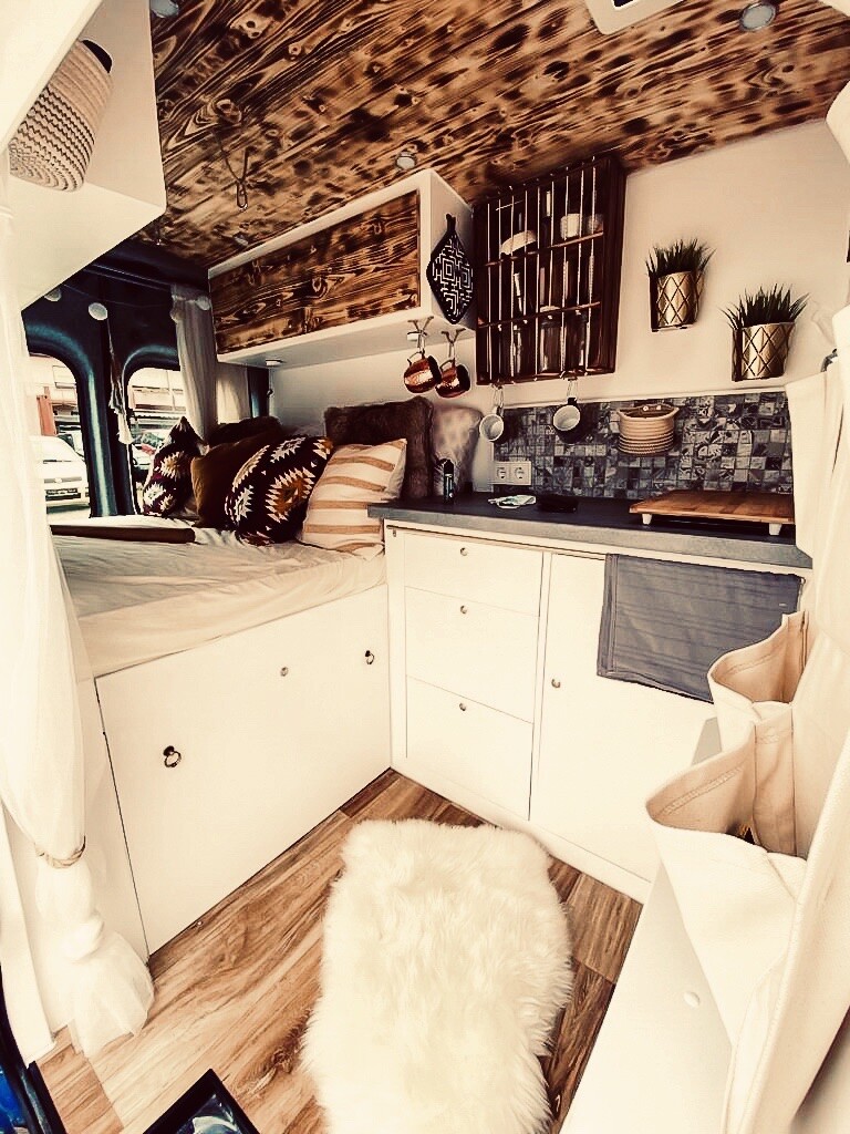 1BAA0B19-7489-44C6-9B26-932F74682BC8