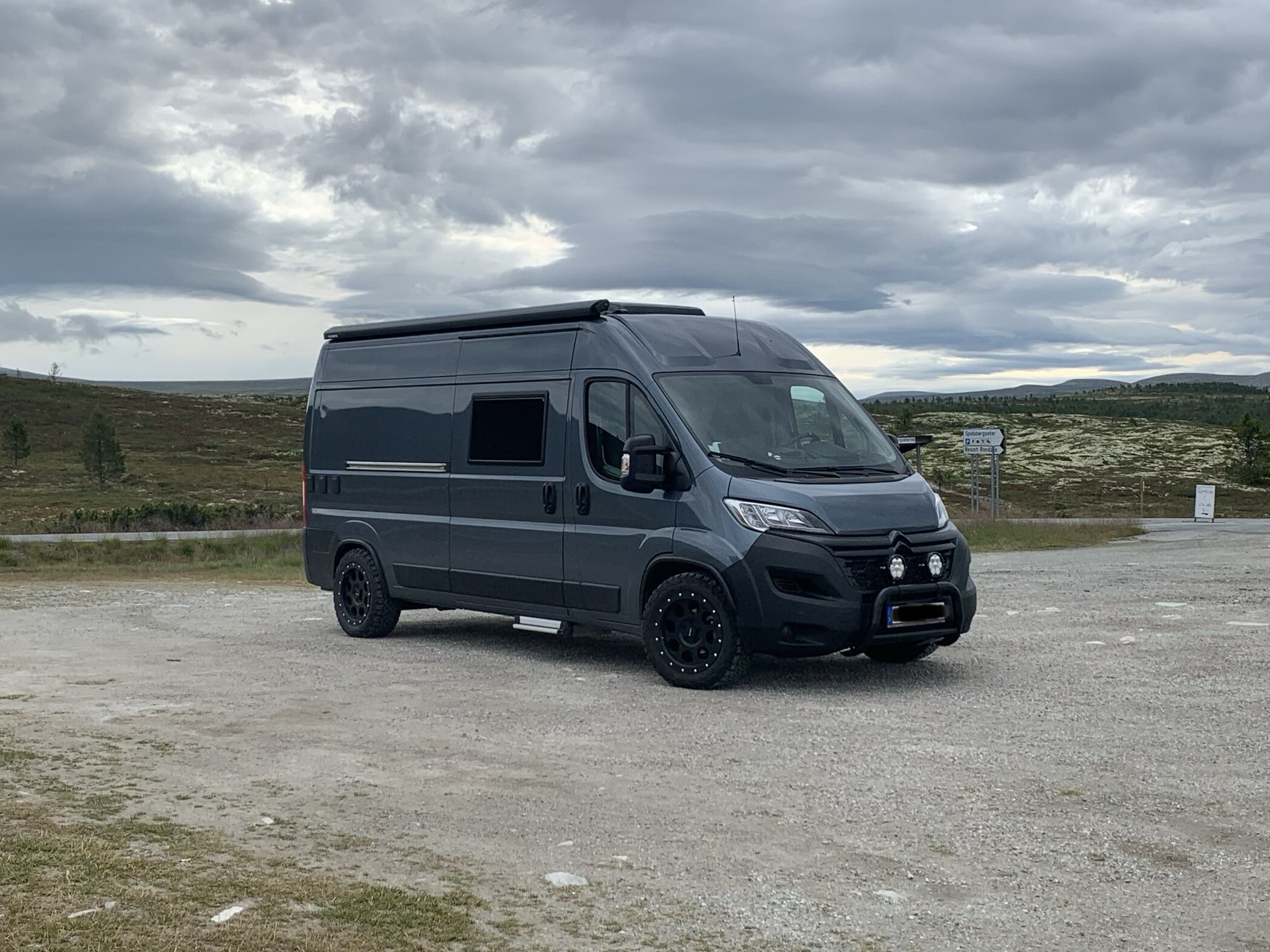 21487F80-F775-44B7-9372-52FEDE3FEA4D