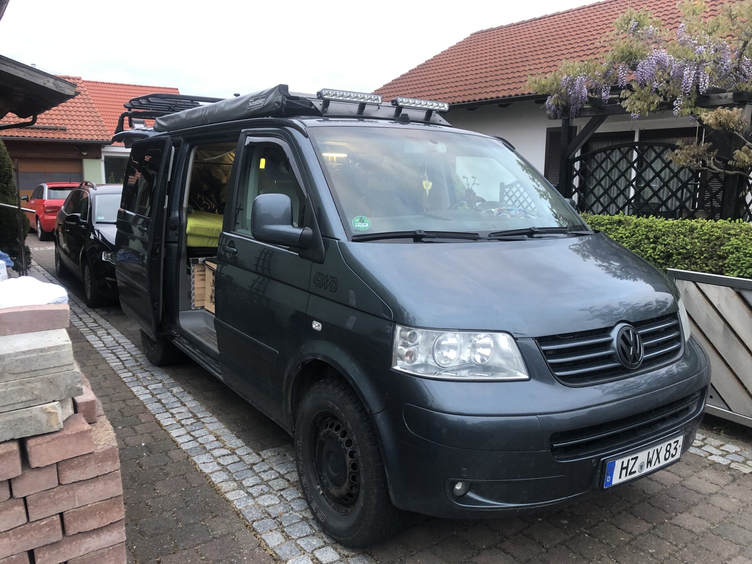 4B2674D1-499D-4FE6-B0CD-CECF20E6B03E