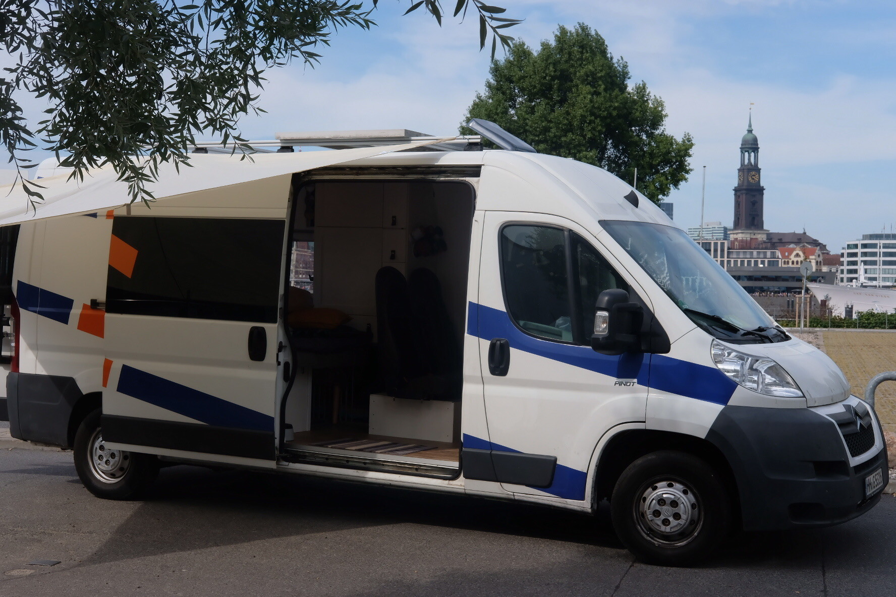 993660DB-B0C8-4892-A04E-5D391006B615