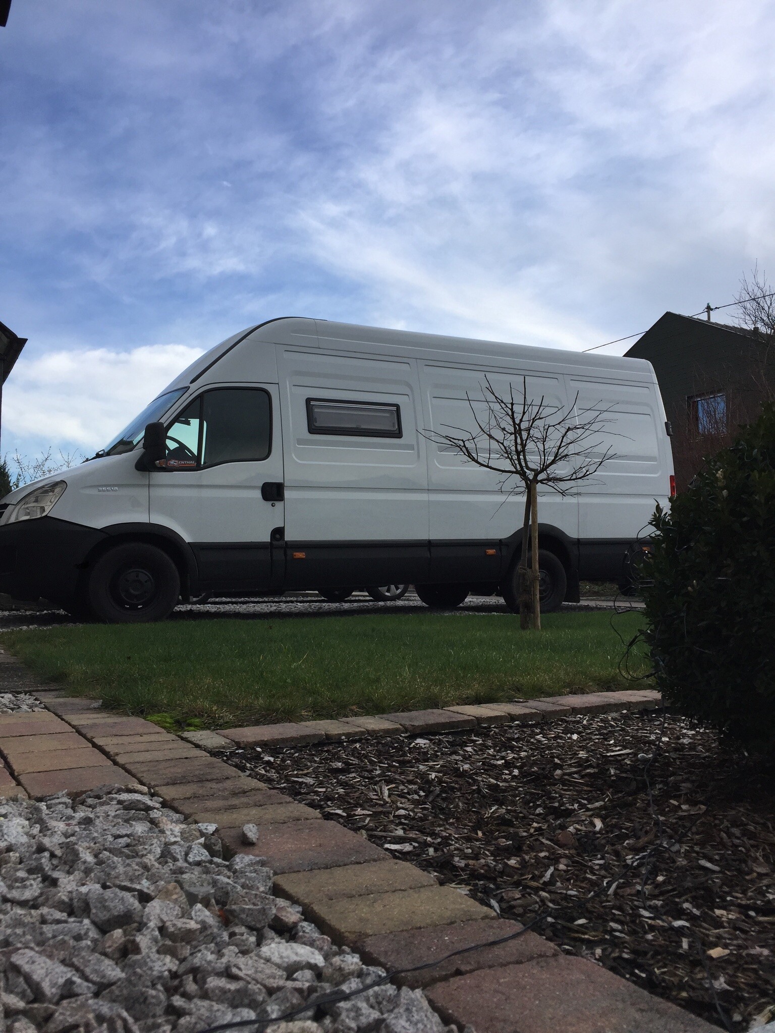 B420123E-7ED8-4C78-B4E6-E923F15349FE