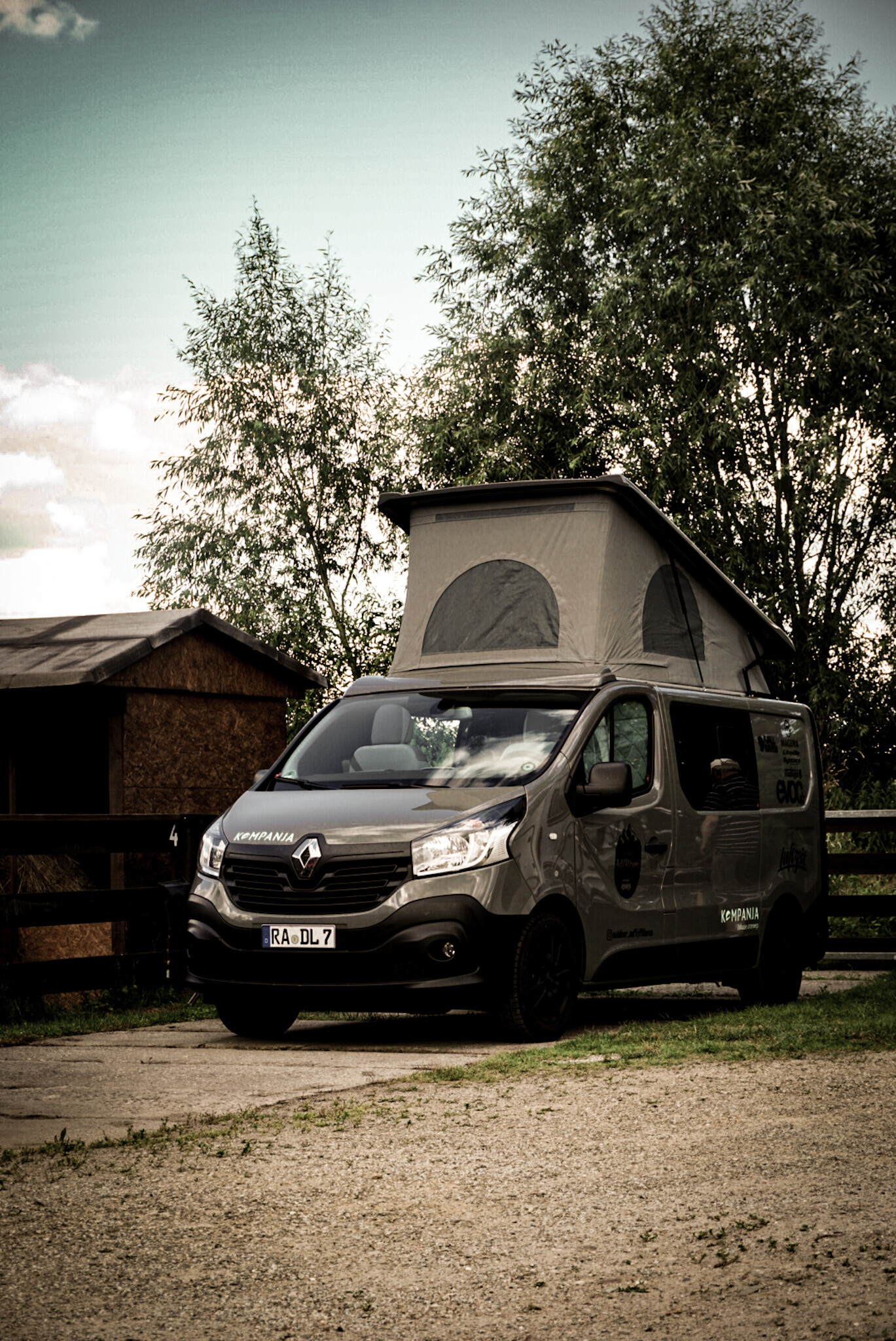 E77D6DB7-73EA-4934-8643-F76FD9B8409B