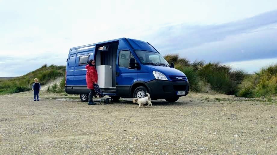 F912F5A6-7A64-412D-AEA2-4A3BF073FFD3