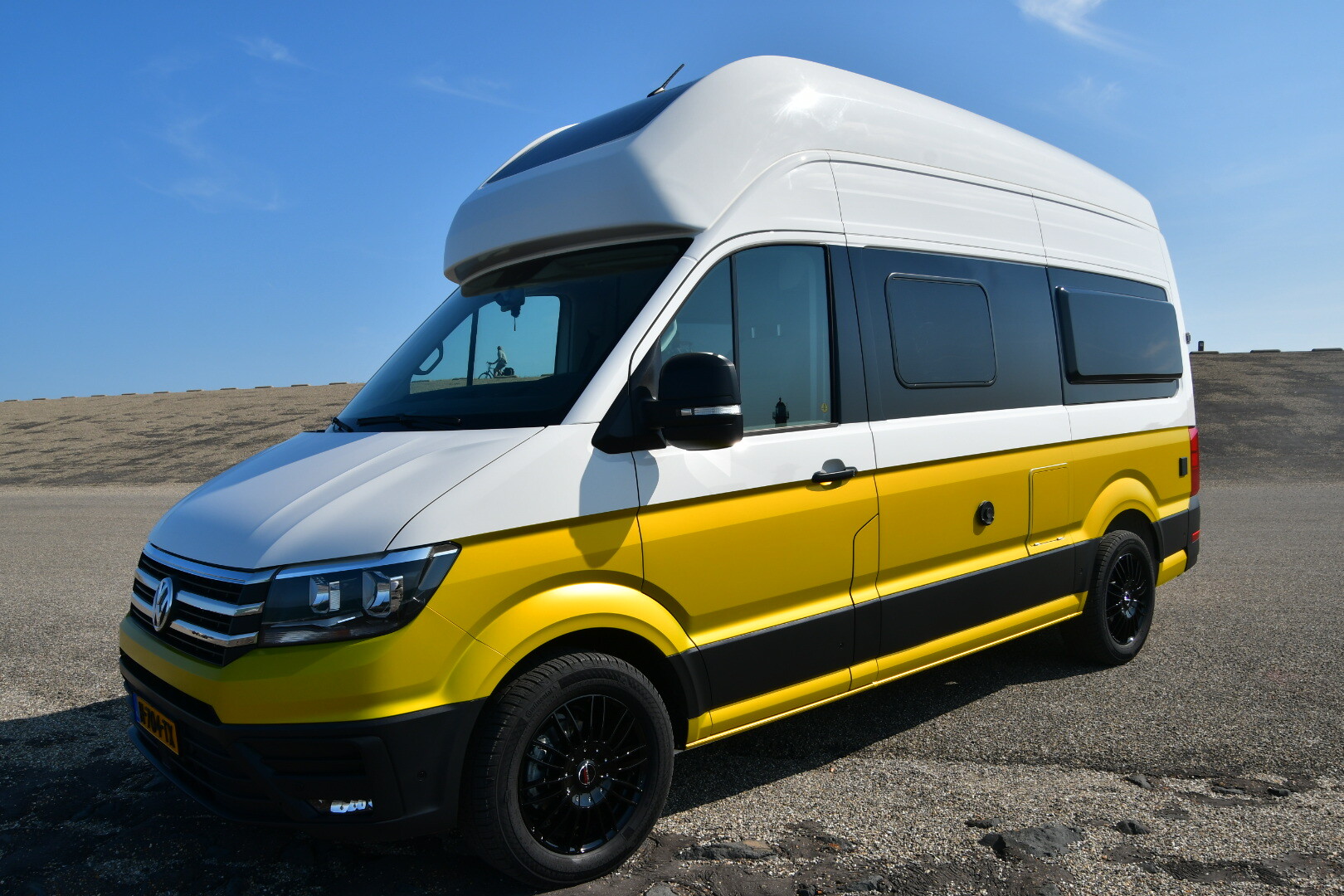 3E9BA4D4-4E4A-495C-B285-D56DA29A9B93