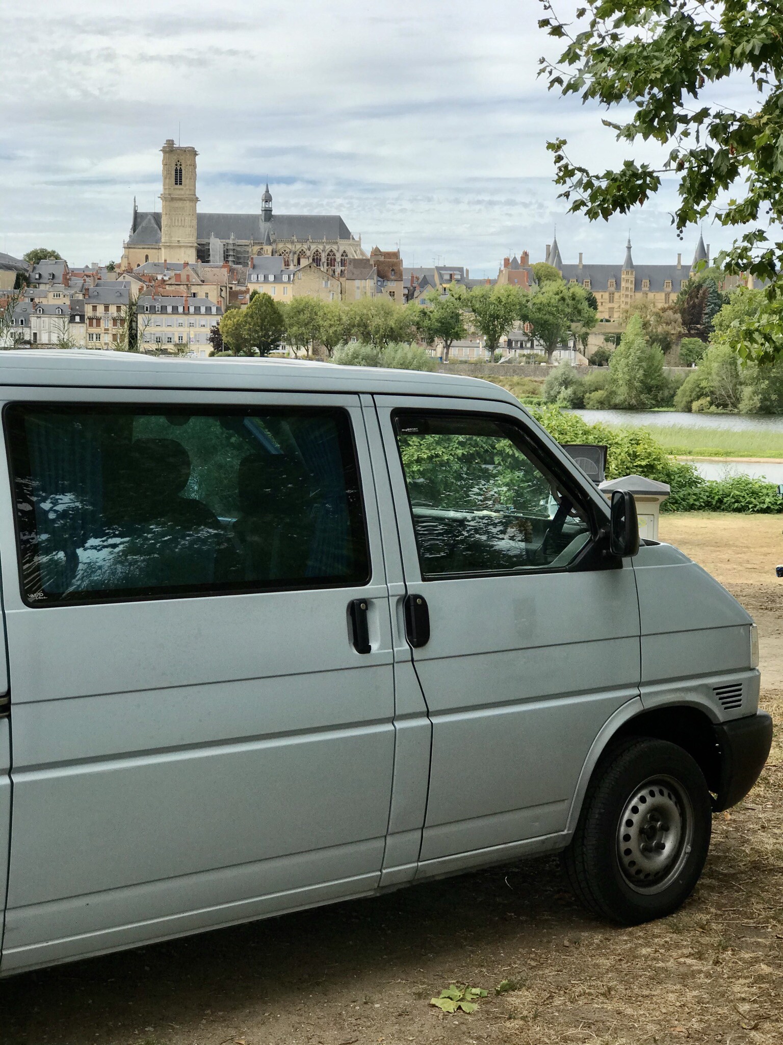 E7E48227-CA5E-4585-9DF4-BEBBDB1A73DF