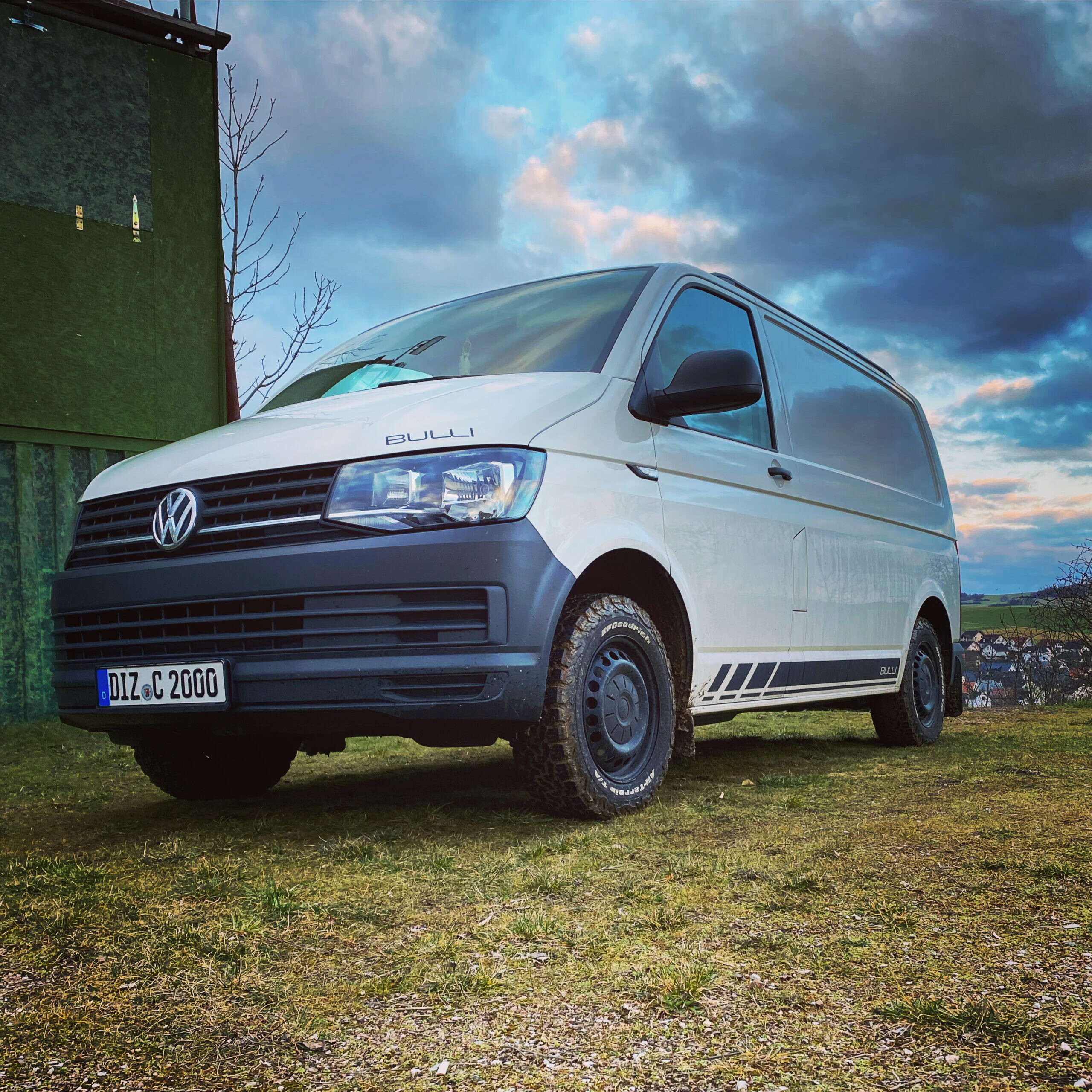 F6135B41-66EF-4774-AB8F-5086648636B1