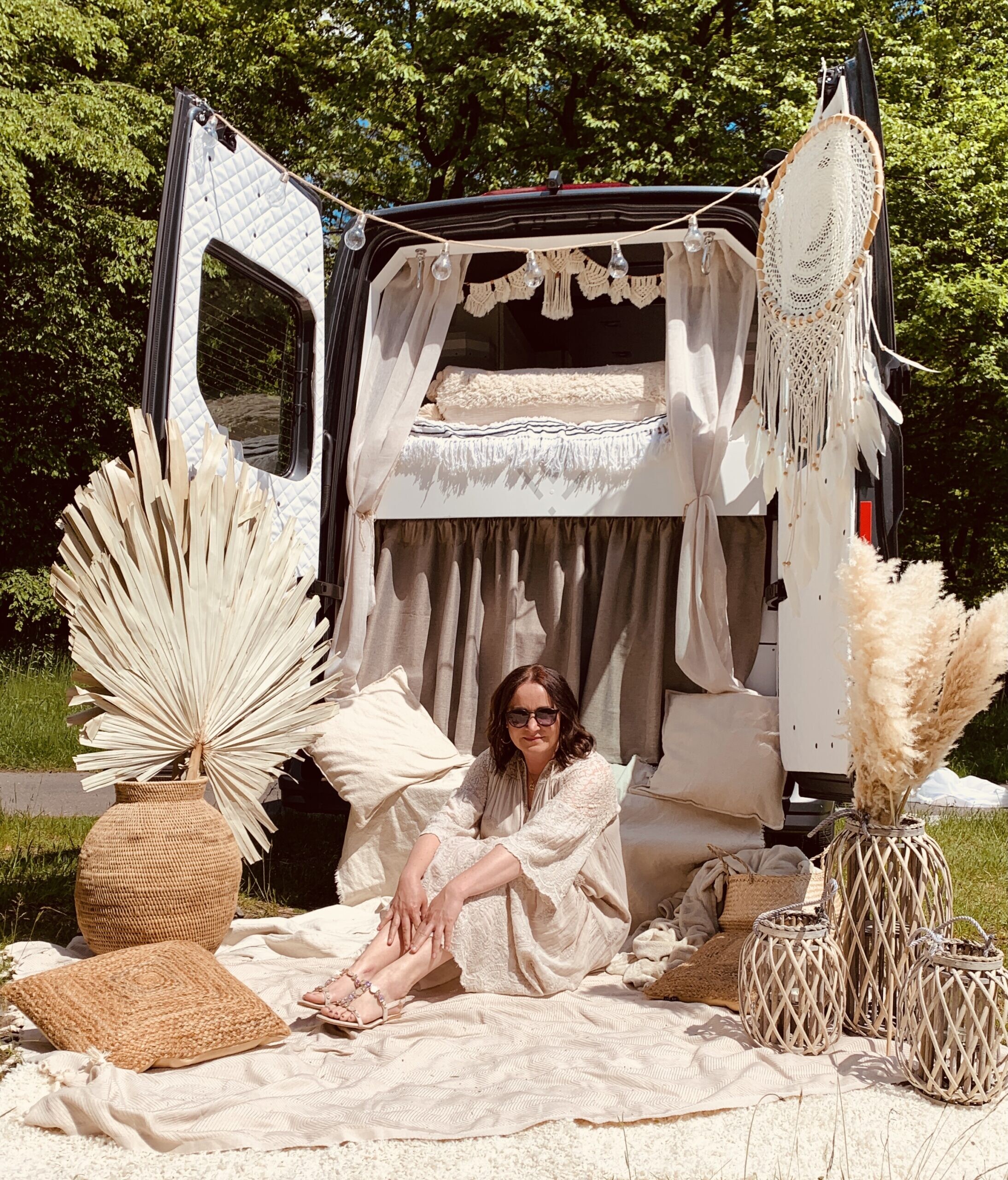 DBA6D87C-9A25-41C6-BD07-E07781BDA63D