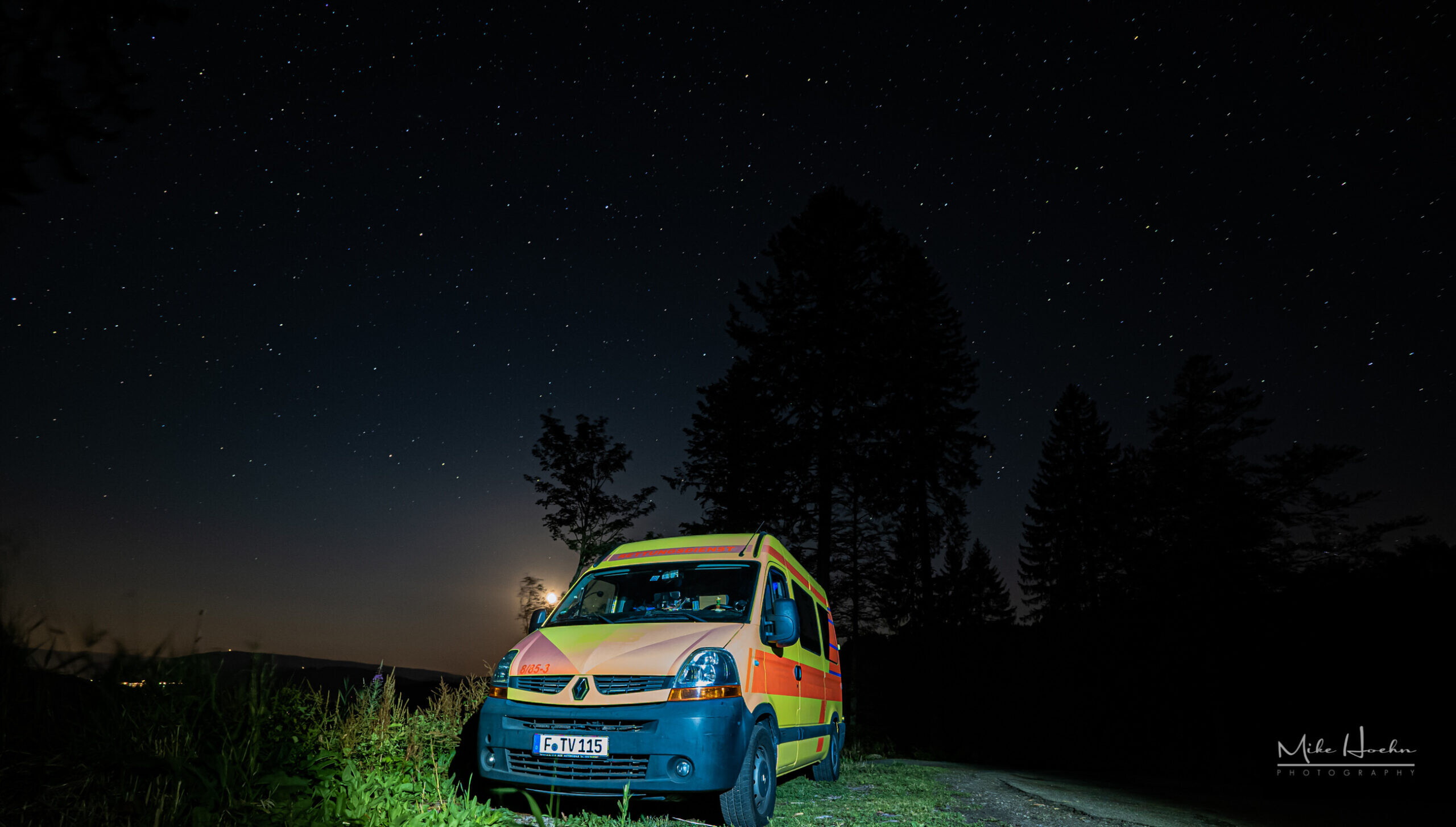 AB6B5151-9CF3-4C9A-9845-200DCAEEC3DE