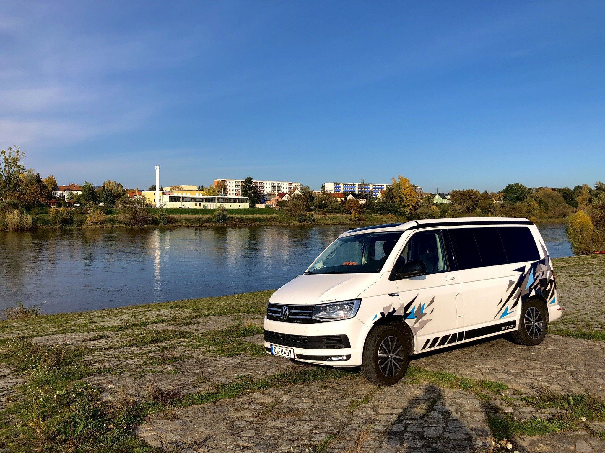 EA4AEE1E-0390-4504-894C-02A2D576DECC