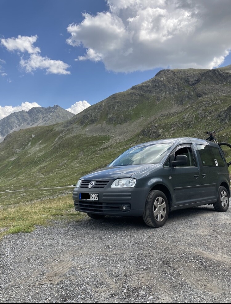 7A20C091-448F-40F4-ADFC-8C713BC6336B