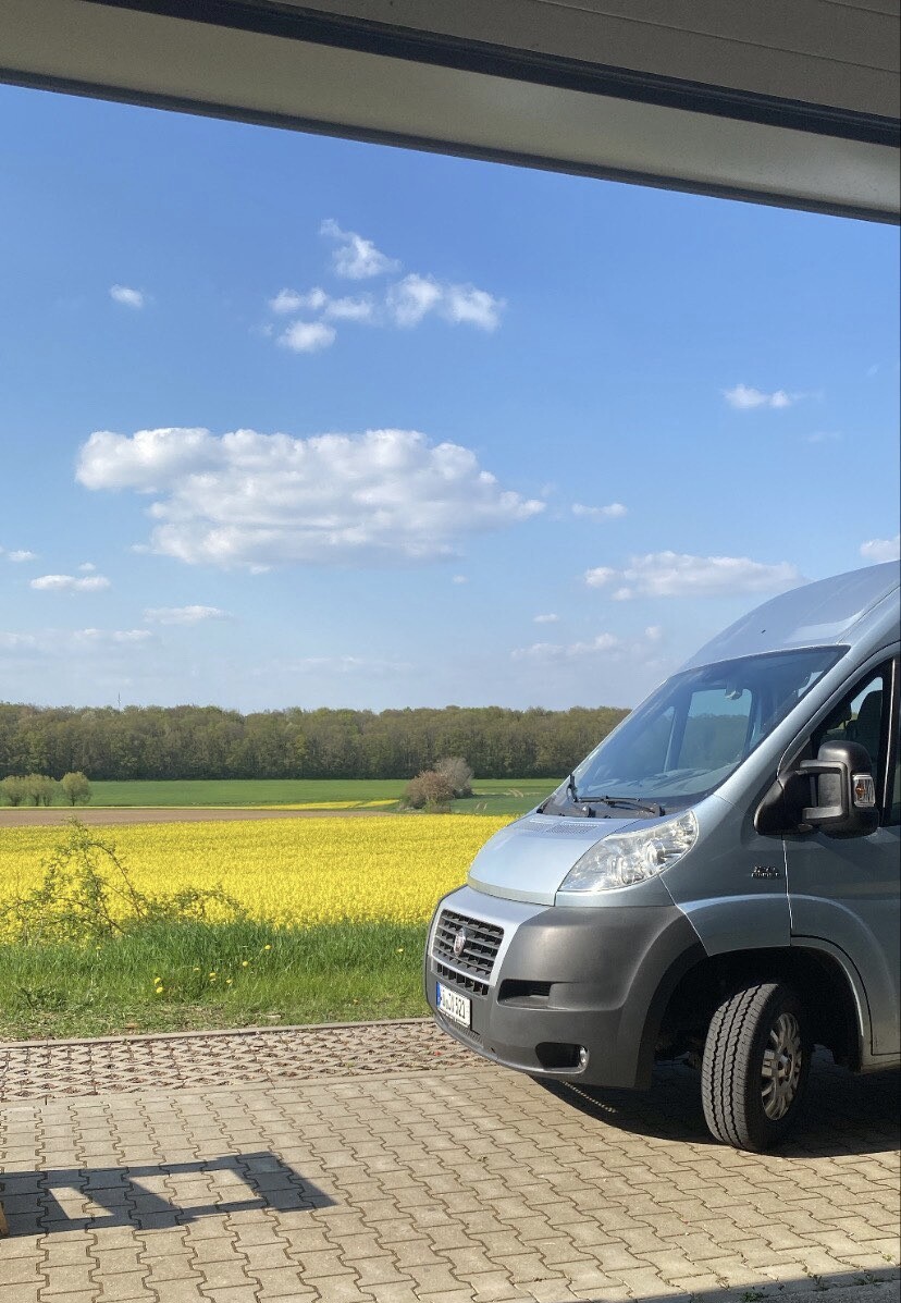 2DA2DBF6-5F6E-4E92-A48D-0D6DD4159309