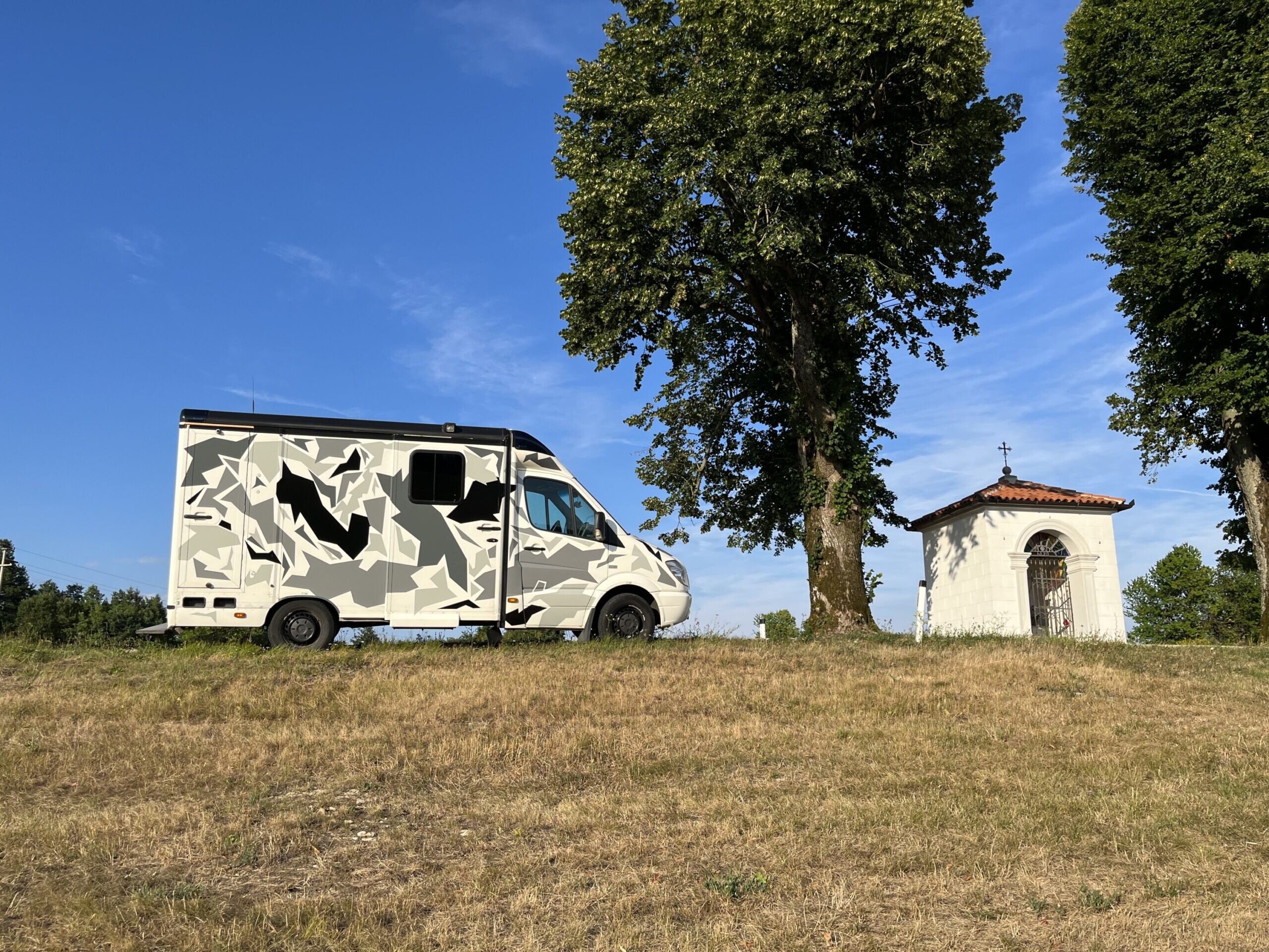 1897AADB-1116-4573-BBB1-DBBE9FCD1B62