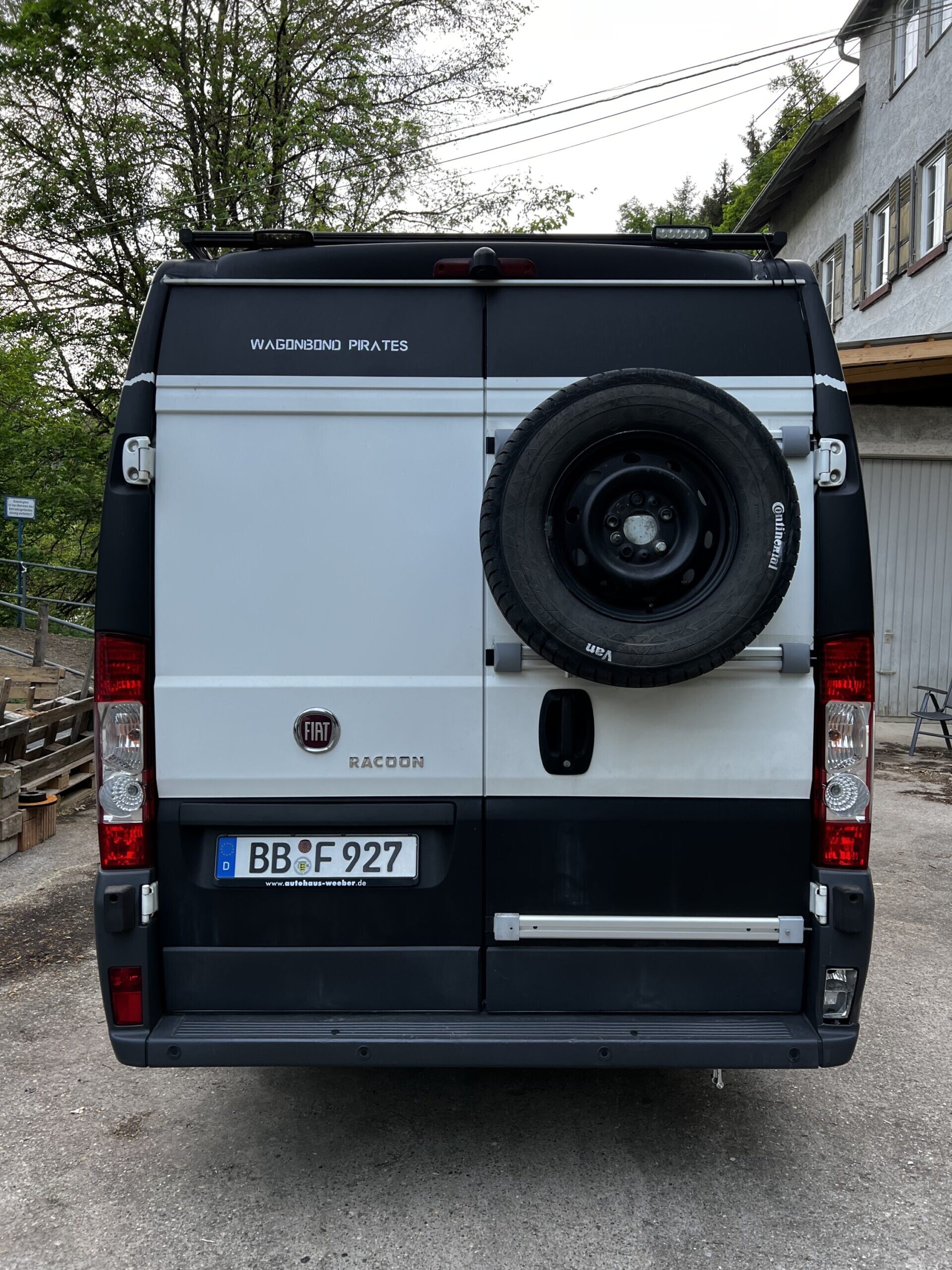 48E9A9E5-A9DA-488F-8719-2826A74B0D7D