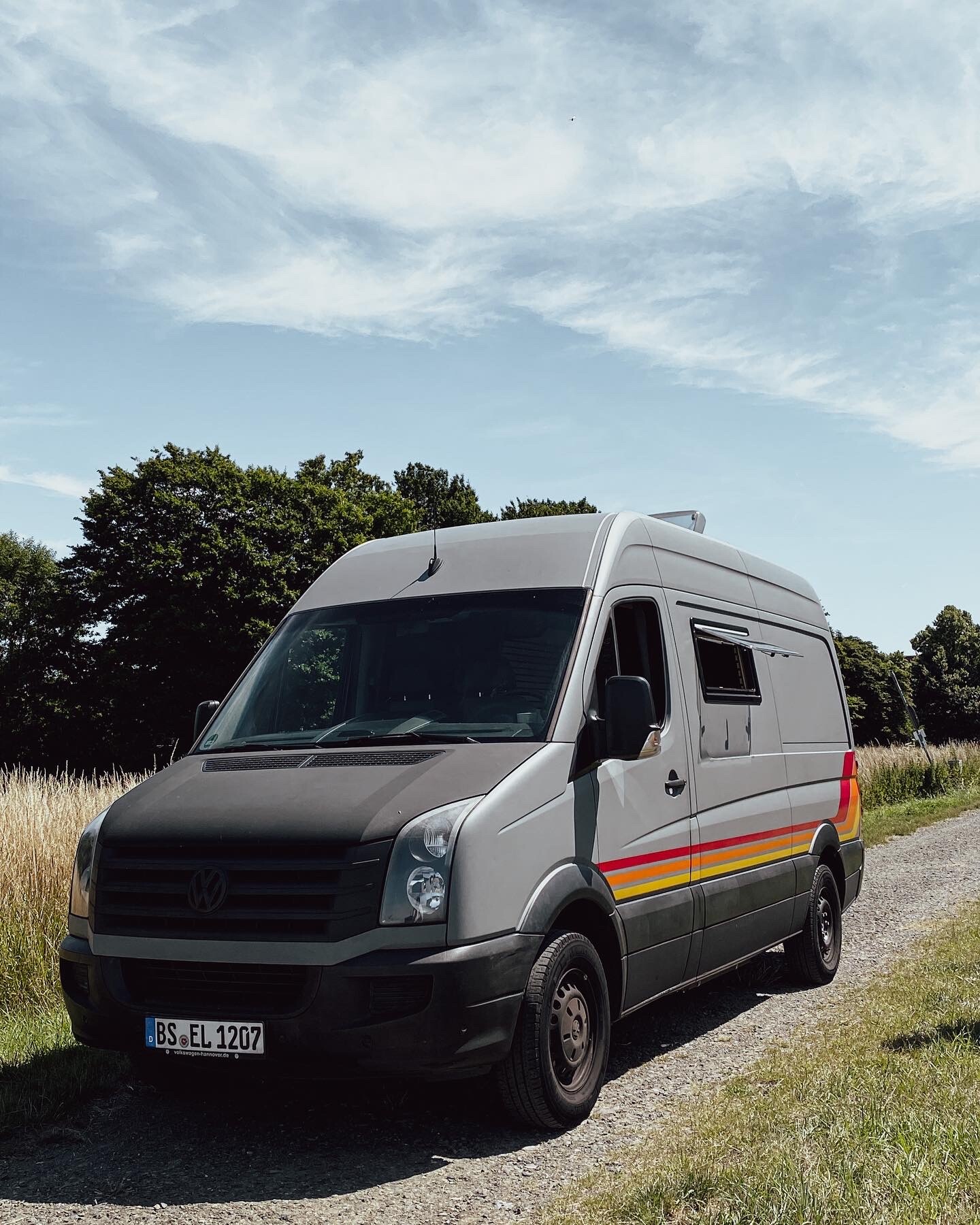 5D8FF2DF-F116-48E2-90C7-1001304F0A94