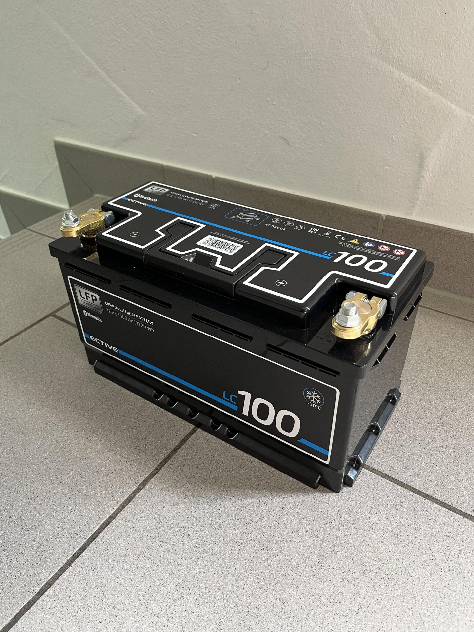 B26090AB-CD07-4898-BBBB-27E06315539E