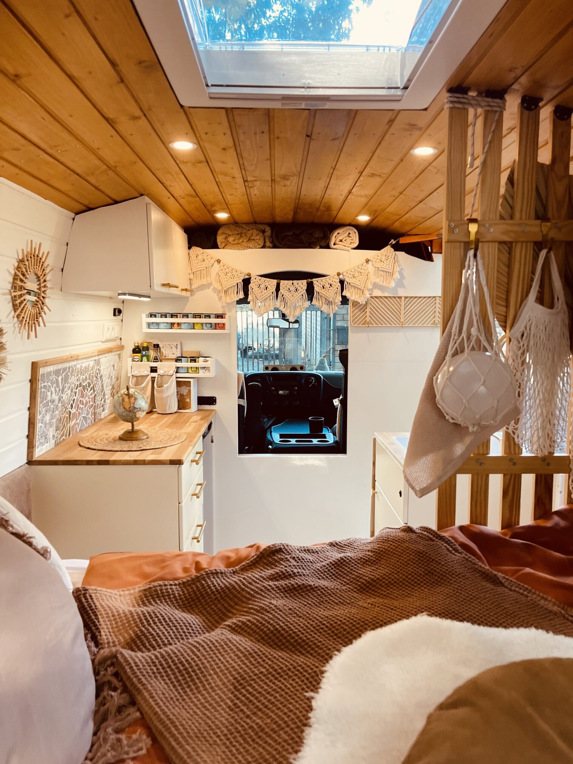 9F040C54-38C9-44E1-B4F2-7FDCB3EB4C2E