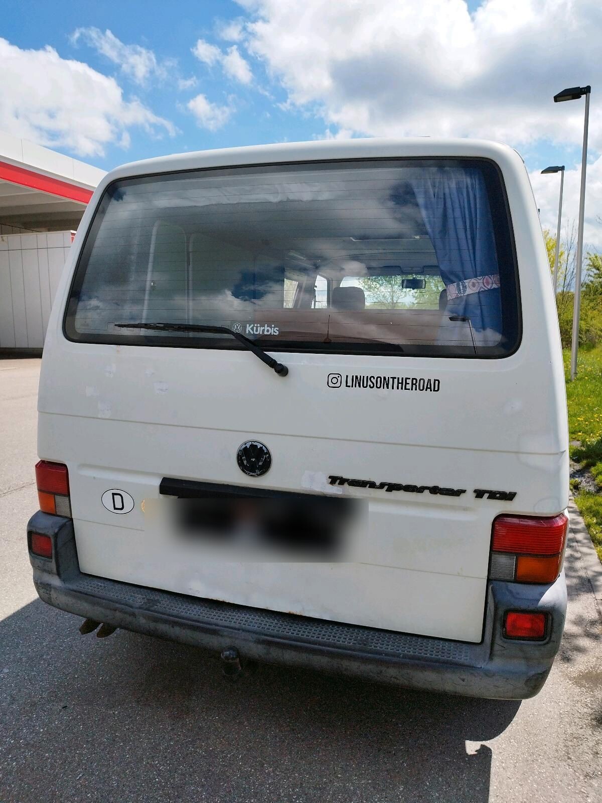 1c51f005-38f6-4841-9d75-270054a10c3d